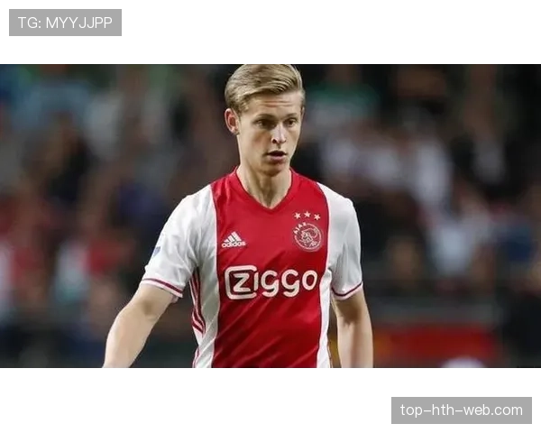 德容与伊涅斯塔的中场组织风格差异：控球逻辑与节奏掌控的对比分析